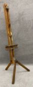 An early to mid 20th century art school style oak artist's easel. H.184cm