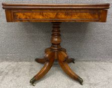 A Regency mahogany and rosewood crossbanded tea table raised on quattreform swept supports. H.75 W.