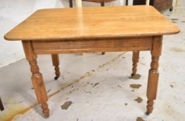 A C.1900 oak centre table. H.75 W.107 D.77cm