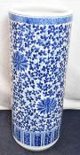 A Chinese blue and white ceramic umbrella stand. H.60 D.24cm