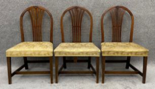 A set of three mahogany Georgian dining chairs. H.90cm (each)