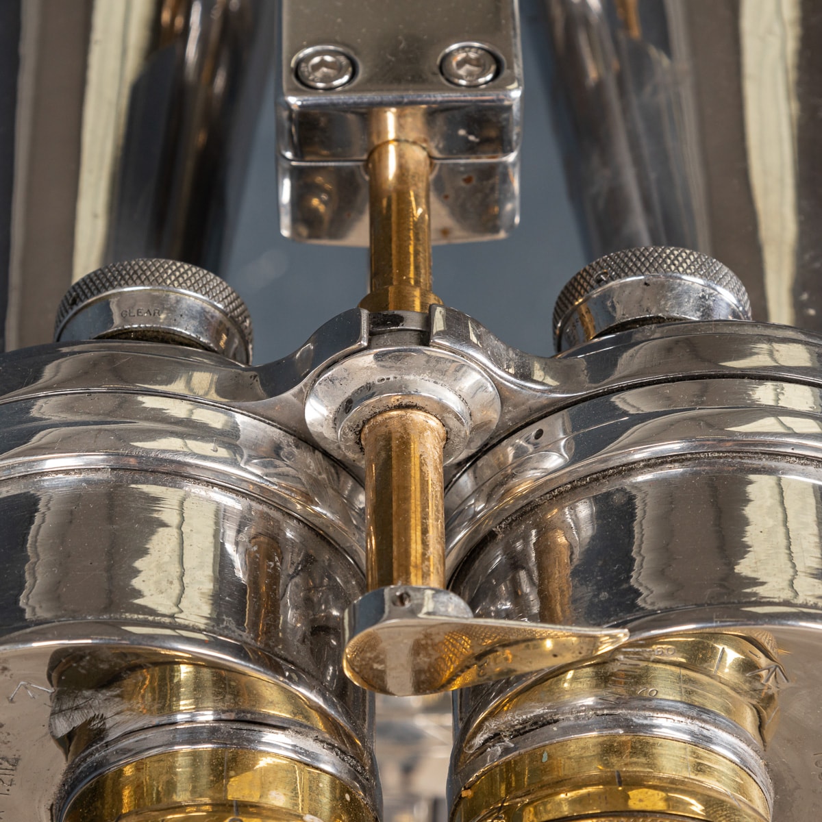 A SET OF 20TH CENTURY ENGLISH POLISHED OBSERVATION BINOCULARS BY ROSS c.1940 - Image 13 of 20