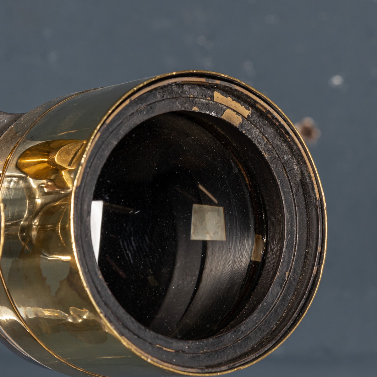 A SET OF 20TH CENTURY ENGLISH POLISHED OBSERVATION BINOCULARS BY ROSS c.1940 - Image 10 of 20