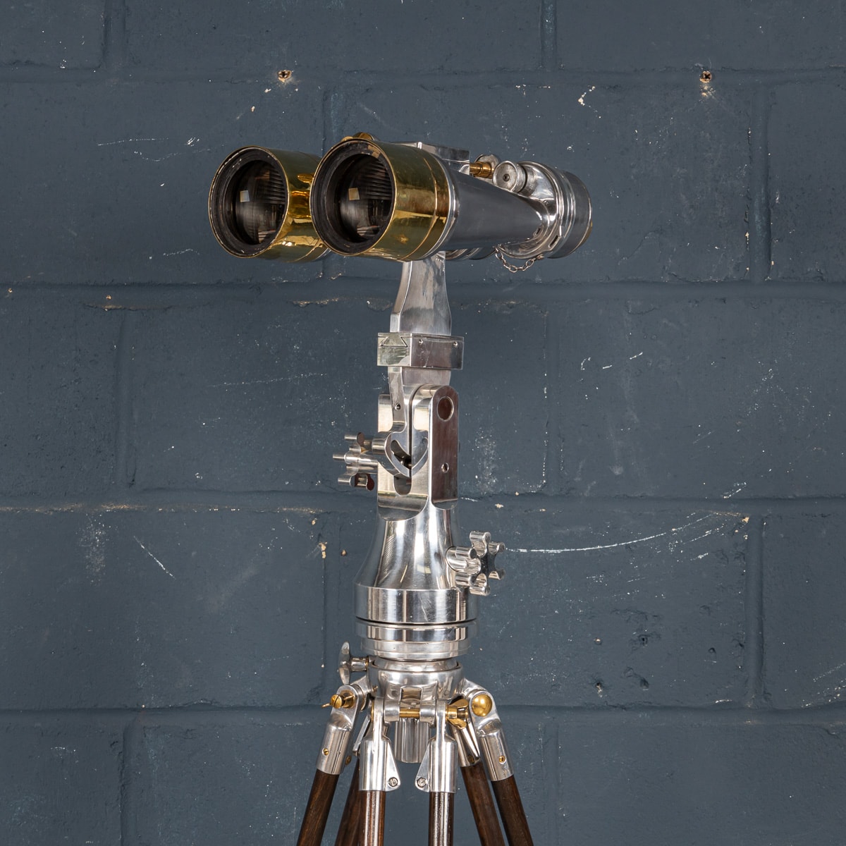 A SET OF 20TH CENTURY ENGLISH POLISHED OBSERVATION BINOCULARS BY ROSS c.1940 - Image 2 of 20