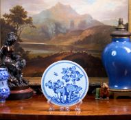 A CHINESE QING DYNASTY BLUE AND WHITE PORCELAIN PLAQUE