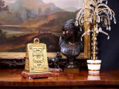 A FINE AND RARE 19TH CENTURY FRENCH ORMOLU AND MARBLE MOUNTED DESK CALENDAR