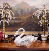 A FINE AND LARGE EARLY 20TH CENTURY GERMAN SILVER SWAN CENTREPIECE