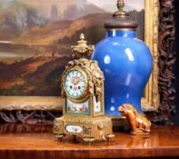 A FINE MID 19TH CENTURY FRENCH ORMOLU AND PORCELAIN MOUNTED MANTEL CLOCK