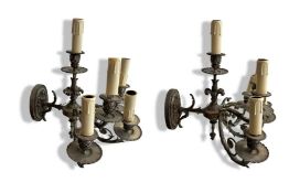 A PAIR OF LATE 19TH CENTURY SILVERED BRONZE WALL LIGHTS