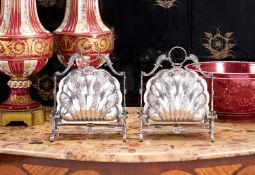 A PAIR OF LATE 19TH / EARLY 20TH CENTURY CLAM SHAPED FOLDING SERVING DISHES