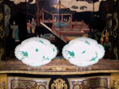 JOSIAH WEDGWOOD: A PAIR OF 18TH CENTURY PORCELAIN DISHES