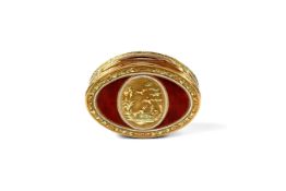 AN 18TH CENTURY FRENCH GOLD AND ENAMEL SNUFF BOX C.1780