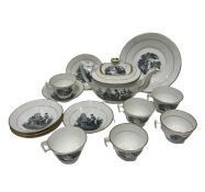 AN EARLY 19TH CENTURY PORCELAIN TEA SET