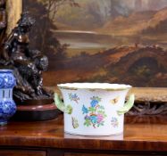 A LARGE HEREND QUEEN VICTORIA PATTERN JARDINIERE OR CACHE POT