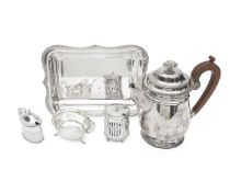 A SMALL MIXED LOT OF SILVER AND SILVER PLATE