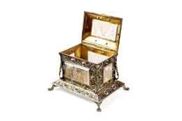 A FINE VIENNESE GEM SET, ROCK CRYSTAL AND ENAMEL CASKET C.1890.