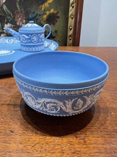 WEDGWOOD: A RARE JASPERWARE NEO-CLASSICAL STYLE CABARET SET - Image 19 of 21