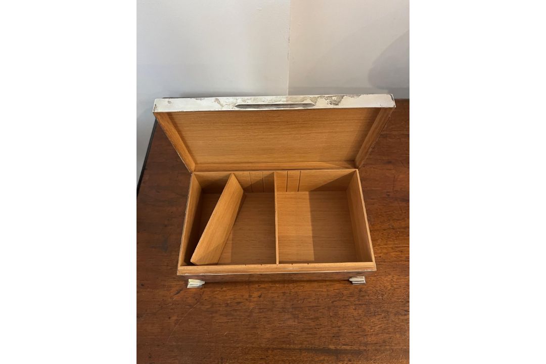 A STERLING SILVER HUMIDOR, BIRMINGHAM, 1970 - Image 2 of 4