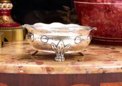 A STERLING SILVER ARTS AND CRAFTS STYLE HAMMERED BOWL, CHESTER, 1910