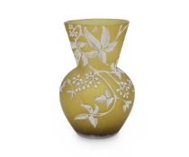 THOMAS WEBB & SONS: A LATE 19TH CENTURY CAMEO GLASS VASE