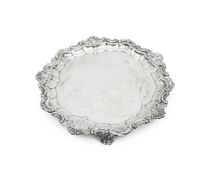 AN EARLY 20TH CENTURY STERLING SILVER TRAY, C. 1909