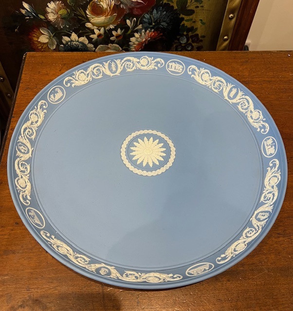 WEDGWOOD: A RARE JASPERWARE NEO-CLASSICAL STYLE CABARET SET - Image 11 of 21