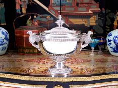 A FINE EARLY 19TH CENTURY STERLING SILVER TUREEN BY DIGBY SCOTT & BENJAMIN SMITH II, C. 1806