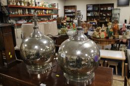 A PAIR OF MODERN MERCURY STYLE TABLE LAMPS H 46 CM