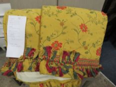 A PAIR OF HEAVY QUALITY CURTAINS APPROX 8FT X 4FT