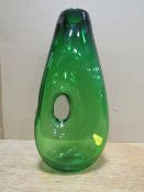 FULVIO BIANCONI MURANO ART GLASS FORATO GREEN VASE, CIRCA 1952