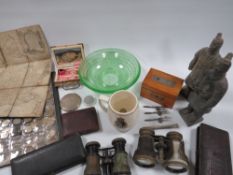 A SMALL TRAY OF COLLECTABLE'S TO INCLUDE BINOCULARS, CHINESE TERRACOTTA ARMY FIGURES ETC. WITH A