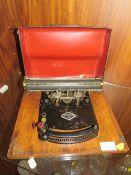 A GUNDKA 5 TYPEWRITER