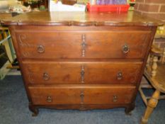 A VINTAGE FRENCH STYLE OAK THREE DRAWER CHEST - W 107 cm