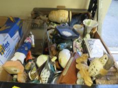 A TRAY OF ASSORTED SUNDRIES TO INCLUDE WEDGWOOD AND MASONS