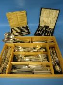 A CASED SET OF SIX SILVER HANDLED BUTTER KNIFES TOGETHER WITH ANOTHER CASED SET OF CAKE FORKS AND