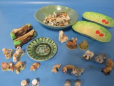 A TRAY OF ASSORTED WADE WHIMSIES ETC