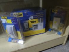 A BOXED YALE WIRE FREE BURGLAR ALARM