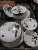 A TRAY OF MID WINTER FASHION SHAPE RETRO DINNER WARE