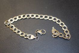 A GOLD PLATED 925 SILVER FLAT LINKED BRACELET