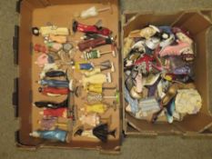 TWO TRAYS OF ORNAMENTS TO INCLUDE 