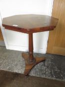AN ANTIQUE ROSEWOOD PEDESTAL TABLE S/D
