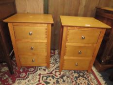 A PAIR OF MODERN 3 DRAWER BEDSIDE CHESTS