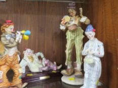 FOUR ASSORTED FIGURES OF CLOWNS TO INCLUDE LEONARDO EXAMPLE