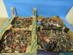 A LARGE QUANTITY OF DEL PRADO FIGURES TO INCLUDE FIGURES ON HORSEBACK ETC