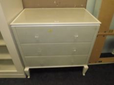 A MODERN WHITE AND GLASS THREE DRAWER CHEST W-80 CM