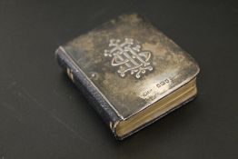 A MINIATURE SILVER MOUNTED COMMON PRAYER BOOK LONDON 1913