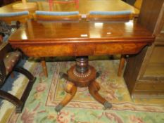 AN ANTIQUE MAHOGANY FOLD-OVER TEA TABLE W-91 CM