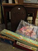 A SELECTION OF VINTAGE BOXED GAMES TO INCLUDE A BOXED ELECTRONIC BATTLESHIP COMPUTER GAME TOGETHER