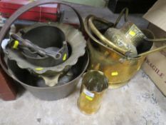 A BOX OF METAL WARE TO INCLUDE CAST JAM PAN, TRENCH ART SHELL CASE ETC