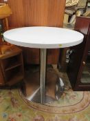 A WHITE AND CHROME CIRCULAR TABLE - DIA. 80 CM